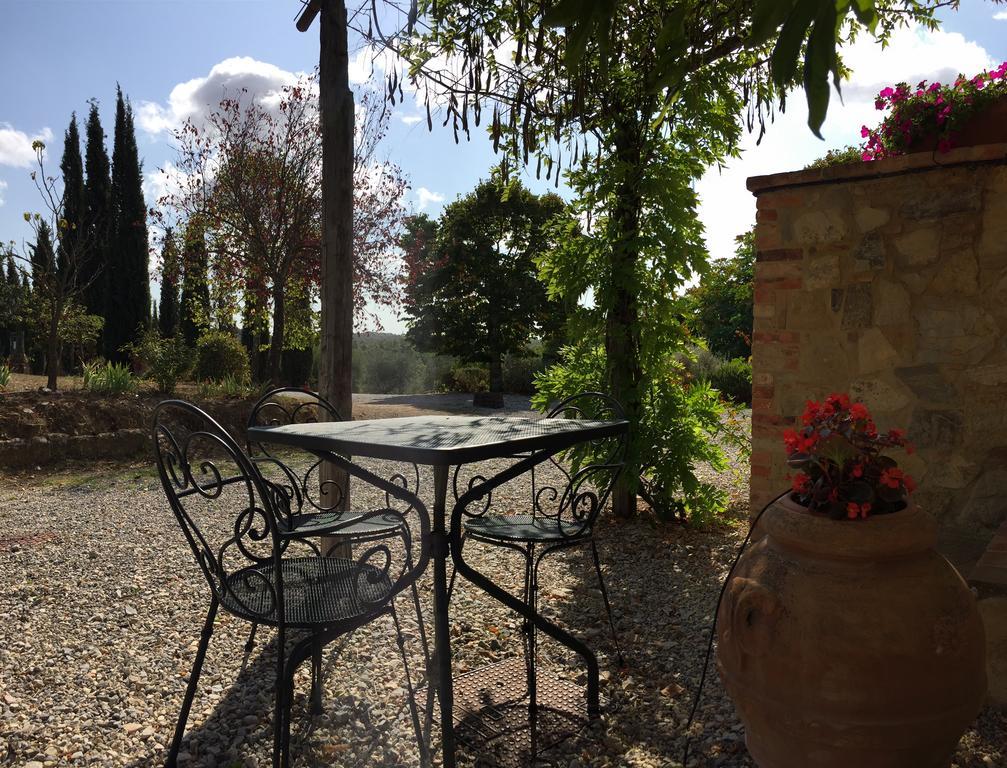 Agriturismo Podere Alberese Asciano Exterior foto