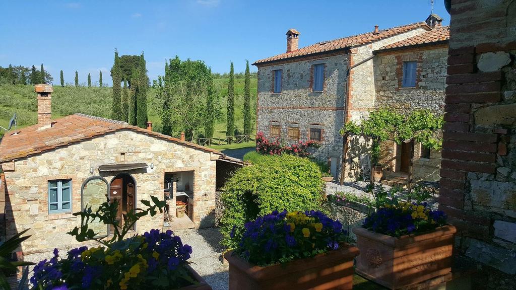 Agriturismo Podere Alberese Asciano Exterior foto