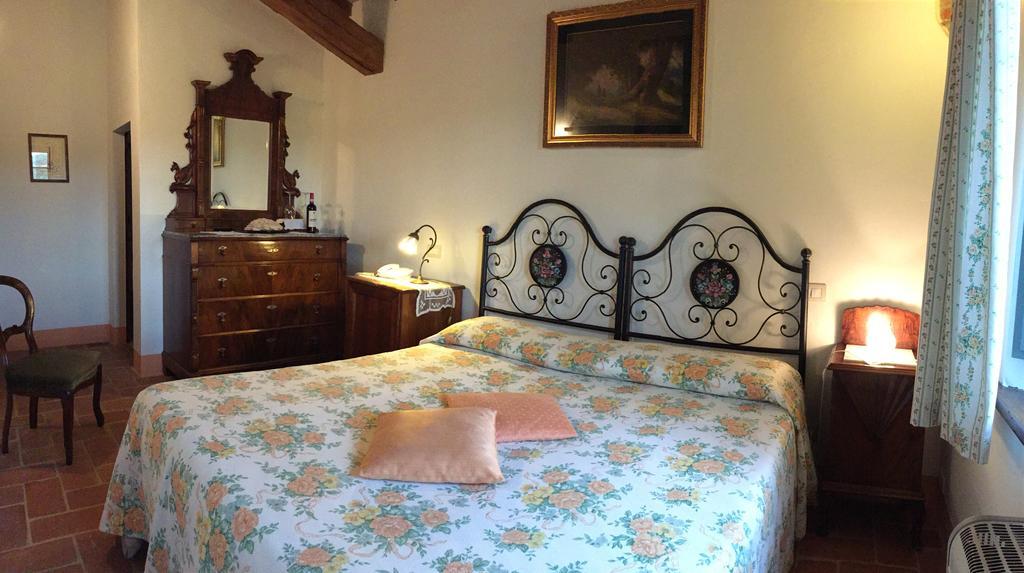 Agriturismo Podere Alberese Asciano Exterior foto